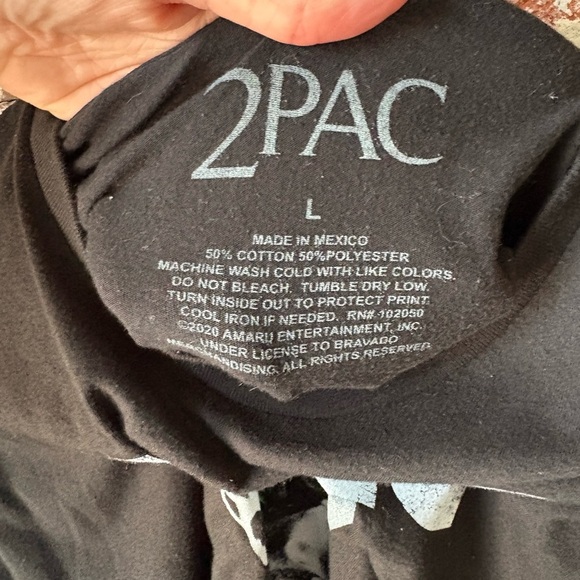 Black 2Pac tee (modern) - Picture 4 of 4